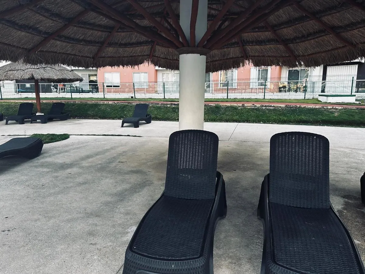 Cancun Dream Lagoons Apartment
